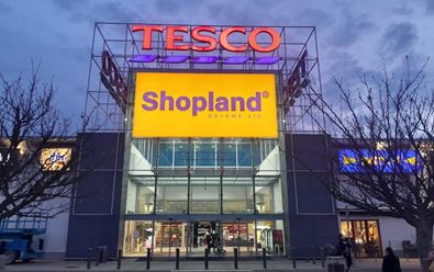 Adventum uvádí brand obchodních center Shopland