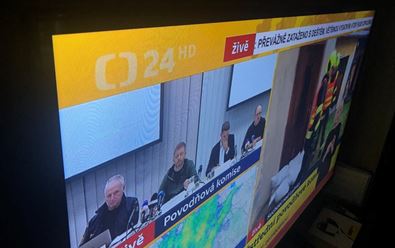 ČT24 byla o víkendu nejsledovanější stanicí v zemi