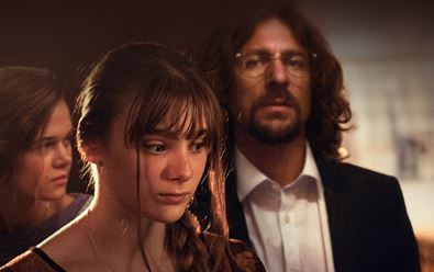 Film Sbormistr bude od 10. října online, tři měsíce po kinopremiéře