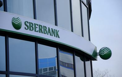 Sberbank CZ omezila karetní transakce a uzavřela pobočky