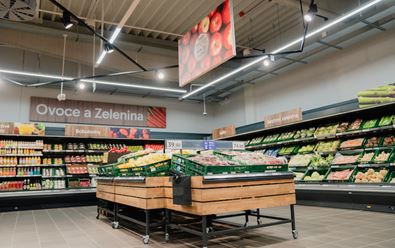 Tesco otevřelo ve Slaném udržitelný hypermarket
