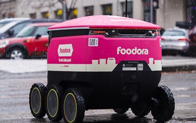 Foodora spouští v Praze robotický rozvoz jídla