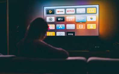 HBO Max začne od září zpřísňovat možnosti sdílených přístupů