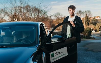 Tenista Jakub Menšík se stal další sportovní tváří Arval CZ
