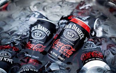 Coca-Cola uvádí první ready-to-drink Jack & Coke