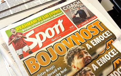 Slavia, Plzeň a Baník odebraly deníku Sport akreditace