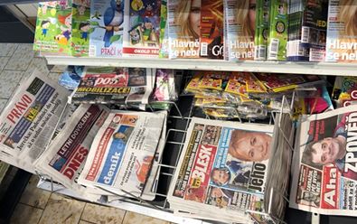 Tisk osloví 6,9 mil. osob, nejčtenějším deníkem je Blesk