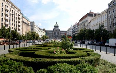 Proměna Václavského náměstí může přilákat české zákazníky