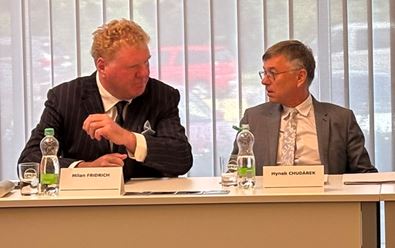 Rada ČT ředitele nezvolila, ve finále jsou Chudárek a Fridrich