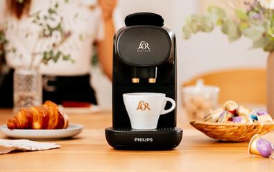 L'Or se spojuje s Philipsem, uvádí první vlastní kávovar