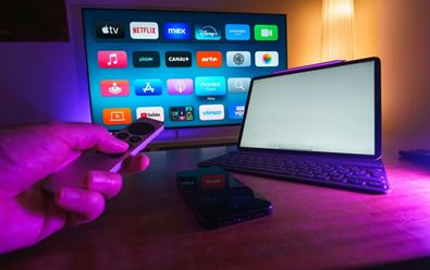 Změny ve VOD: Max inovuje, CNN chystá návrat do streamu