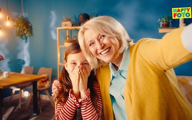 Happy Foto připomíná v kampani kouzlo tištěných fotografií