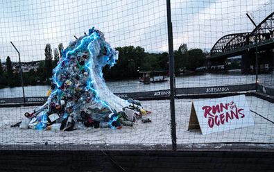 Adidas za naběhané kilometry sesbírá plastový odpad