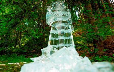 Radegast instaloval v Beskydech ledovou sochu
