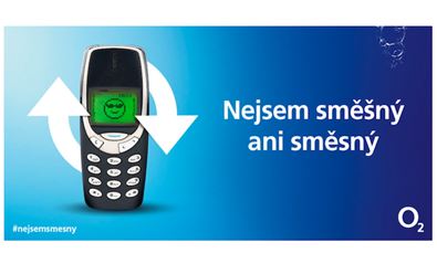 O2 kampaní upozorňuje, kam patří starý mobil
