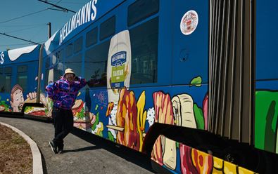 Hellmann's se spojuje se streetartistou Yudoe 06