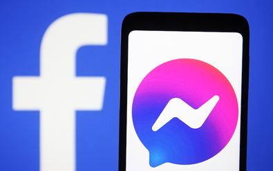 Facebook si bere zpět část funkcí Messengeru