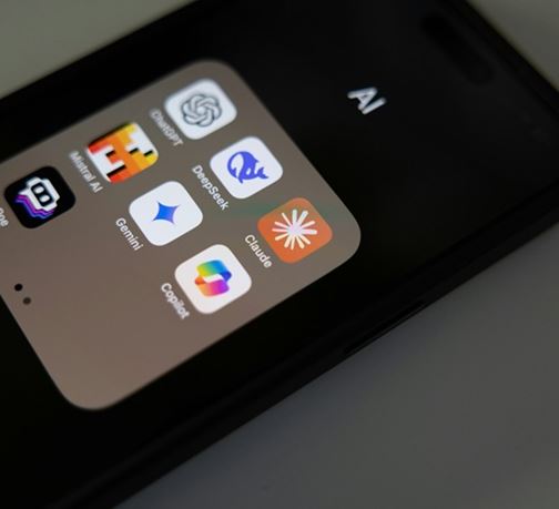 AI v Česku denně sice používá menšina, ale marketing už mění