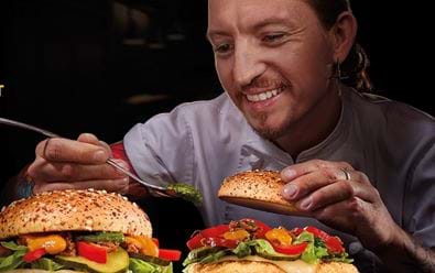 McDonald’s uvádí limitovanou řadu burgerů podle Přemka Forejta