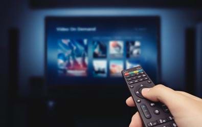 Převis poptávky po TV reklamě pokračuje i v roce 2022