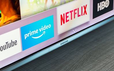 Amazon i Netflix pokukují po „mrtvé“ live TV. Důvod?