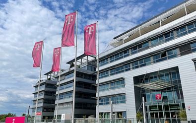 T-Mobile vypsal tendr na kreativu, sítě převezme Triad
