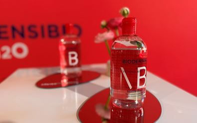 Bioderma se k výročí spojuje s Victorií Beckham