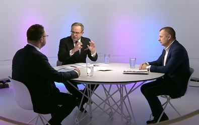 Nadpoloviční většina Čechů je pro placení ČT a ČRo ze státního rozpočtu