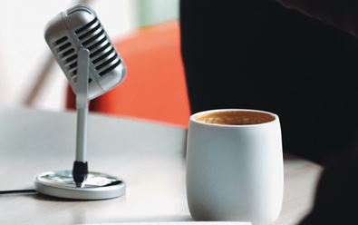 Deník N spustil nový politický podcast Vrtěti psem