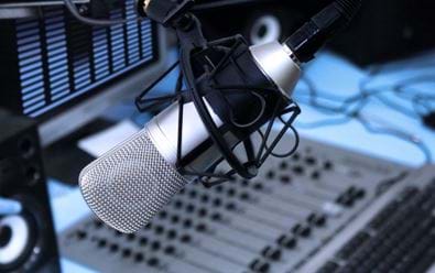 Poslechovost rádiových domů na Slovensku se přeskupila