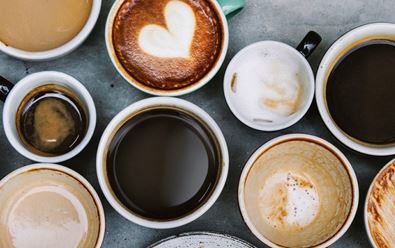 Kávu pije drtivá většina Čechů, nejčastěji kupují značku Nescafé