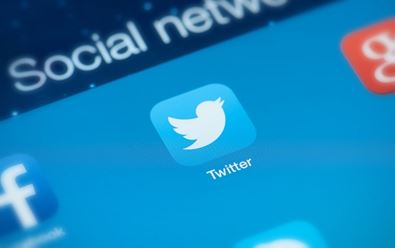 Twitter zkouší skupiny po vzoru Facebooku