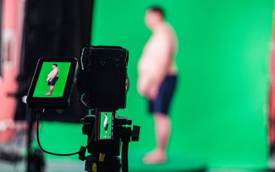 Extrémní proměny zahájily jako středeční vítěz, poté Hrdina