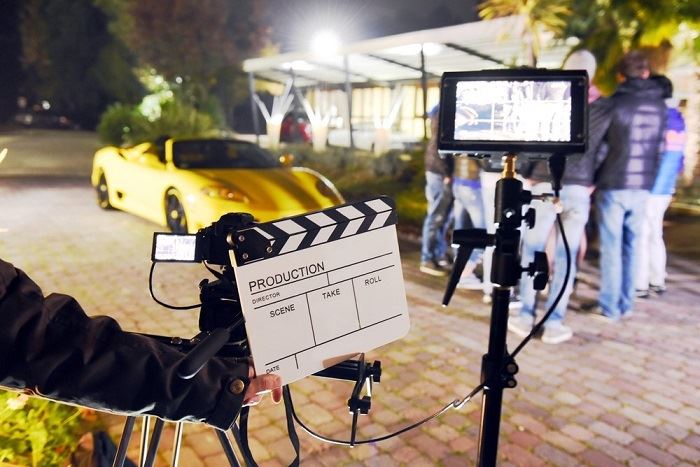 Česká audiovize loni propadla, lokální VOD a reklama ale rostly