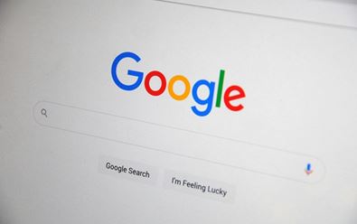 Google upravuje podobu sponzorovaných odkazů, lze je skrýt