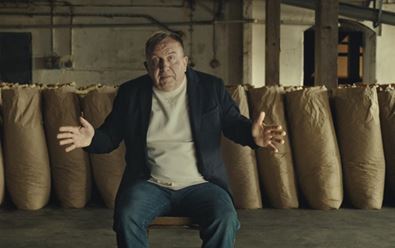 Bernard podporuje své nové hořké nealkoholické pivo