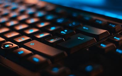 Cookies souhlasy Čechy otravují, polovina je nedává