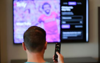 Telly v letní kampani výrazně zlevňuje velký balíček