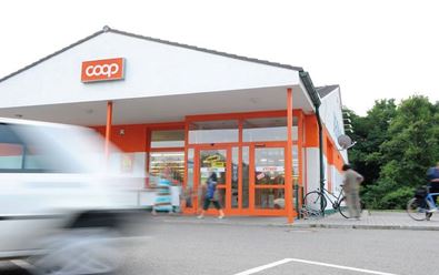 COOP rozjíždí prodej potravin online a instaluje výdejní boxy
