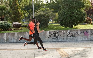 Adidas se v kampani ptá, co pro běžce znamená rychlost