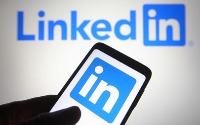 LinkedIn zkouší nové prvky v kanálu příspěvků