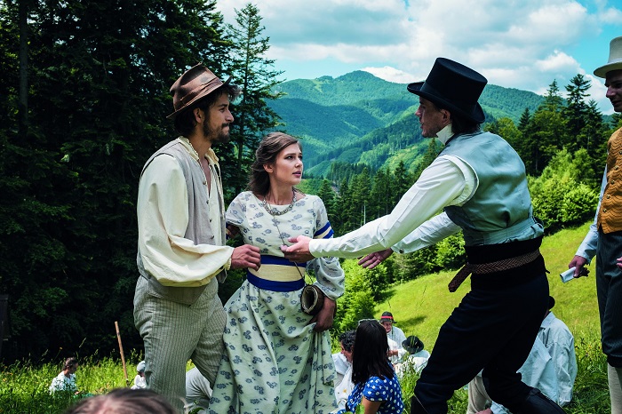 Sobotní večer pro pohádku, seriál Temný Kraj i film