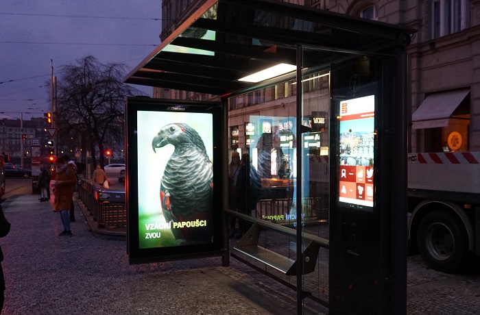 Praha odkoupila od JCDecaux za 133 mil. Kč přístřešky pro MHD