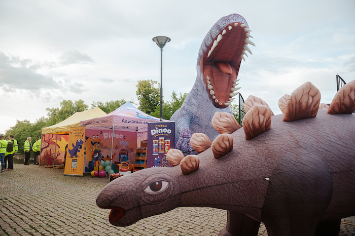 Penam podpořil novou řadu Dinoo setkáním dinosaurů
