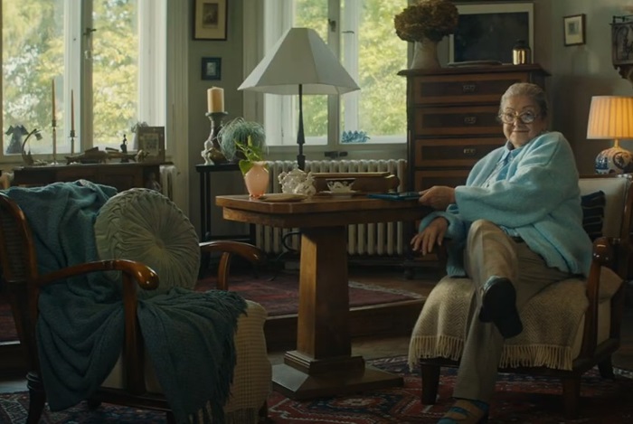 PRE v novém spotu navazuje na komunikaci „Ekoblázni“