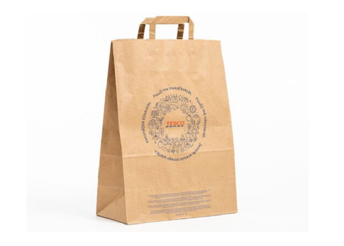Od konce roku 2020 spolupracuje Tesco s Mondi Štětí a nabízí nákupní tašky z recyklovaného papíru EcoVantage, zdroj: Tesco