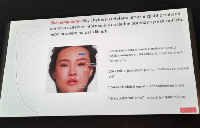 Služba Skin diagnostic umí přes mobilní telefon určit typ pleti a doporučit produkty, zdroj: Prezentace M. Mašiky