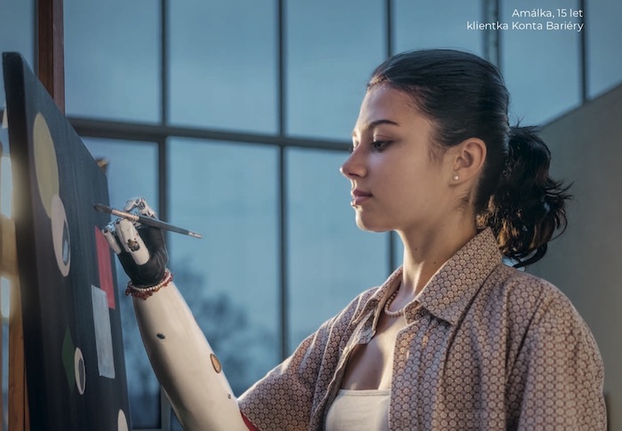 Konto Bariéry vyzývá kampaní k pravidelnému dárcovství