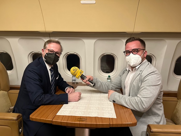 Frekvence 1 bude pravidelně vysílat Press klub s premiérem Fialou