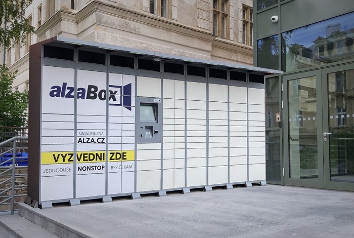 Zatím 17 AlzaBoxů je se zvukem a informuje o tom, kolik balíčků si má uživatel vyzvednout, zdroj: Alza.cz